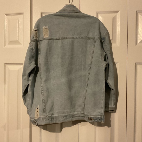 Flapped Pocket Ripped Denim Jacket - Picture 2 of 2